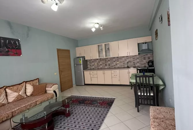 Casa in affitto 2+1 a Tirana - 50,000 Leke