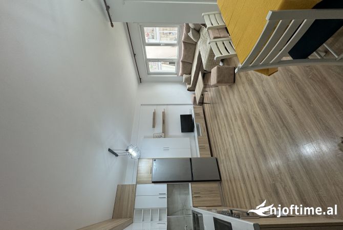 Shtepi me qera 2+1 ne Tirane - 500 Euro