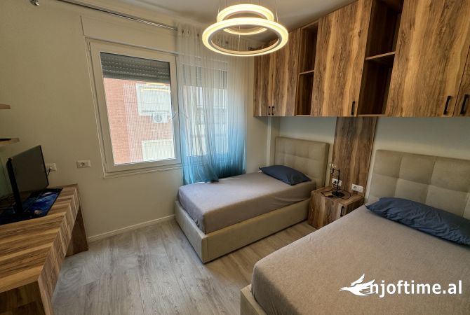 Shtepi ne shitje 2+1 ne Tirane - 135,000 Euro