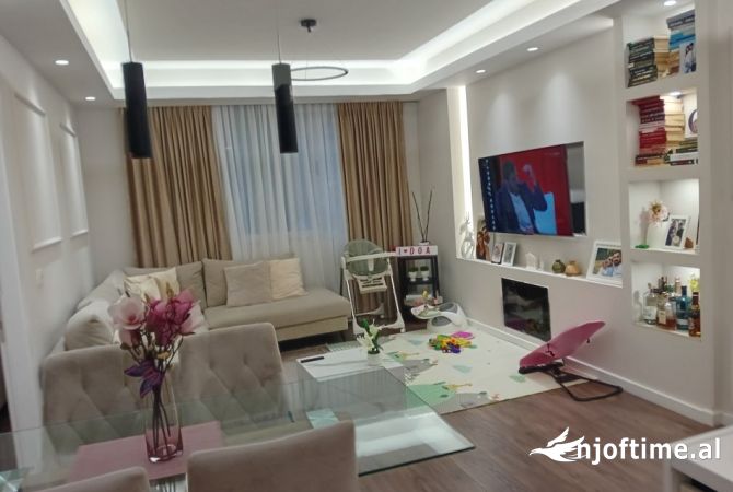 Shtepi ne shitje 2+1 ne Tirane - 190,000 Euro