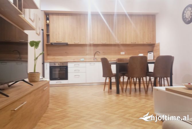 Shtepi me qera 1+1 ne Tirane - 550 Euro