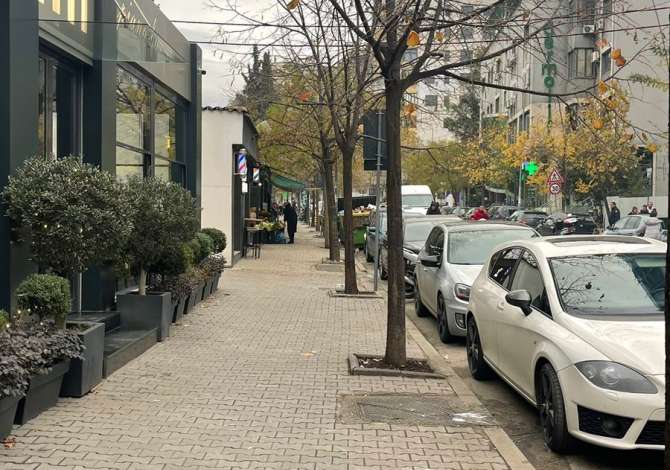 Ambient biznesi ne shitje 1+1 ne Tirane - 210,000 Euro