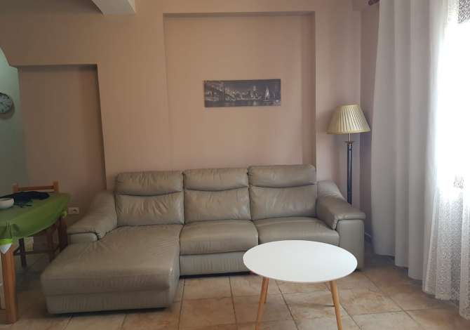 Shtepi me qera 3+1 ne Tirane - 700 Euro