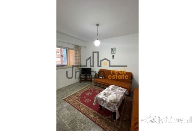 Shtepi me qera 1+1 ne Tirane - 350 Euro
