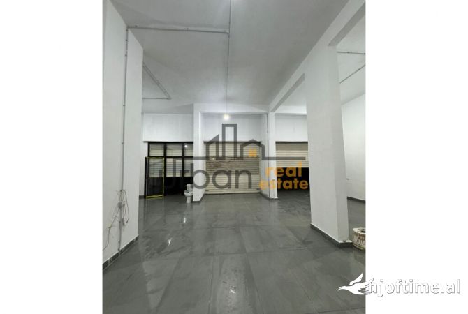 Ambient biznesi me qera 3+1 ne Tirane - 800 Euro