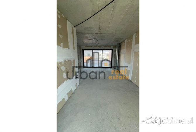 Shtepi ne shitje 6+1 ne Tirane - 800,000 Euro