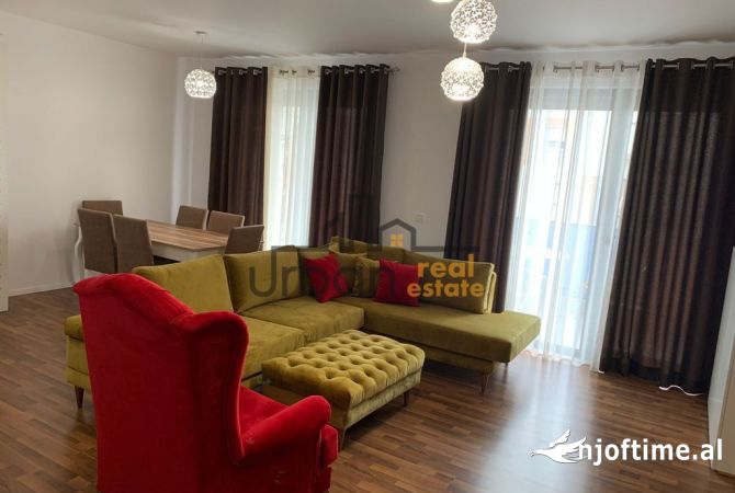 Shtepi ne shitje 2+1 ne Tirane - 280,000 Euro