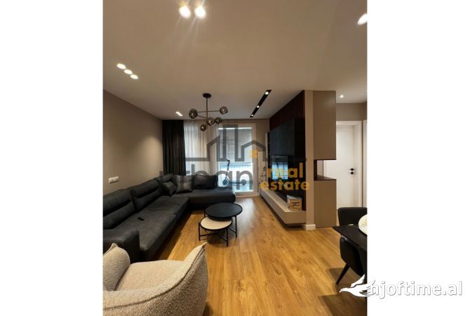 Shtepi ne shitje 2+1 ne Tirane - 210,000 Euro
