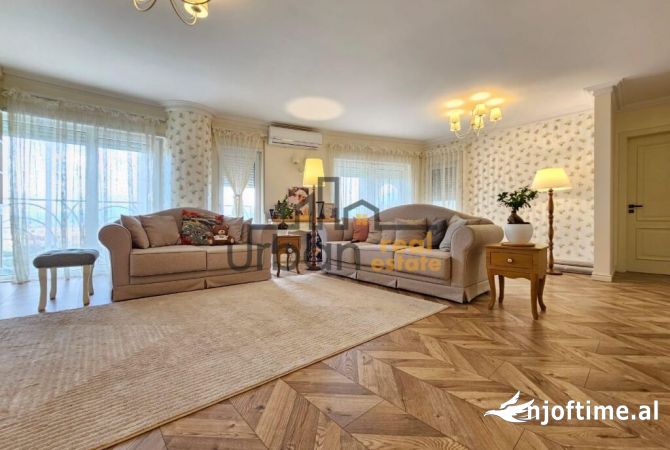 Casa in affitto 2+1 a Tirana - 1,000 Euro