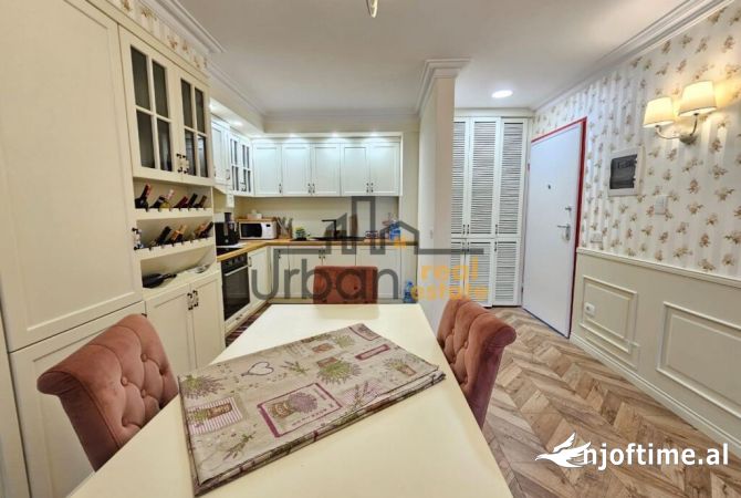 Casa in affitto 2+1 a Tirana - 1,000 Euro