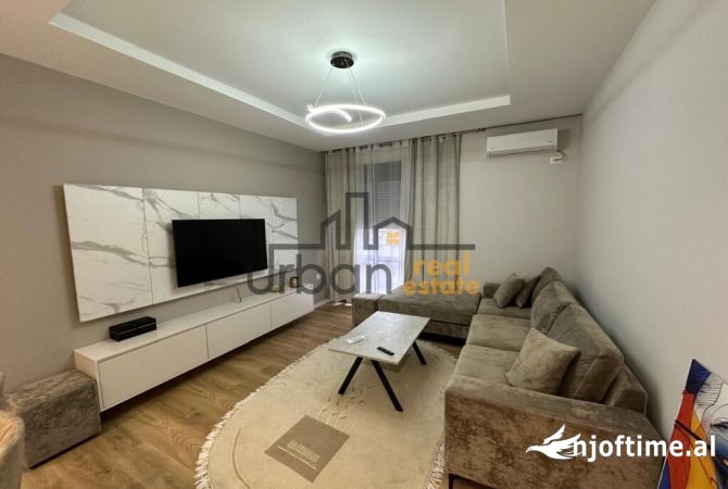 Shtepi me qera 2+1 ne Tirane - 800 Euro