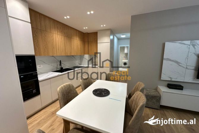 Casa in affitto 2+1 a Tirana - 800 Euro
