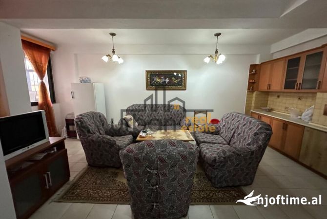 Shtepi ne shitje 1+1 ne Tirane - 9,600,000 Leke