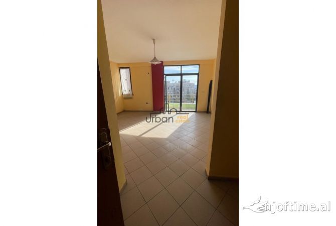 Shtepi me qera 2+1 ne Tirane - 300 Euro