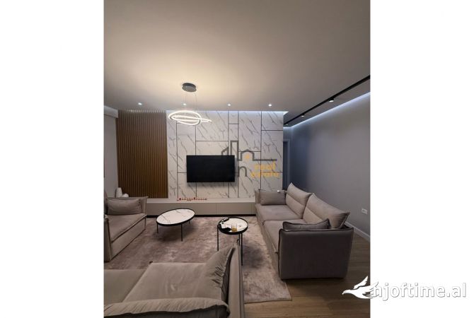 Shtepi ne shitje 3+1 ne Tirane - 300,000 Euro
