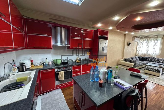 Shtepi me qera 2+1 ne Tirane - 750 Euro