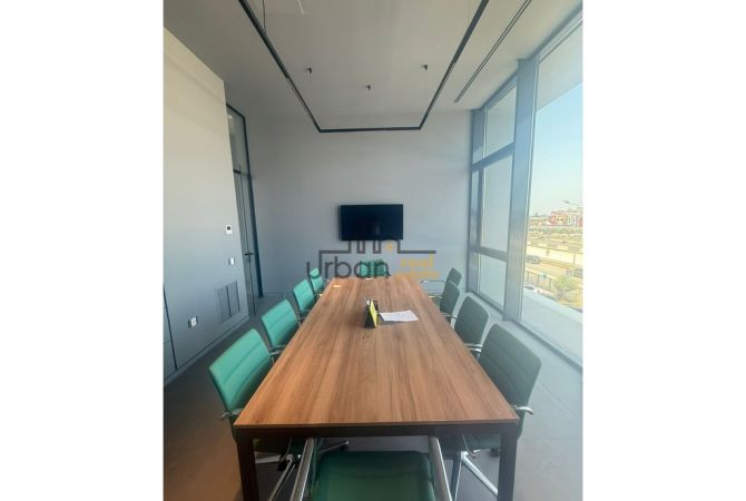 Ambient biznesi me qera 3+1 ne Tirane - 3,300 Euro