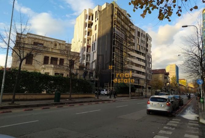 Ambient biznesi me qera 1+1 ne Tirane - 1,200 Euro