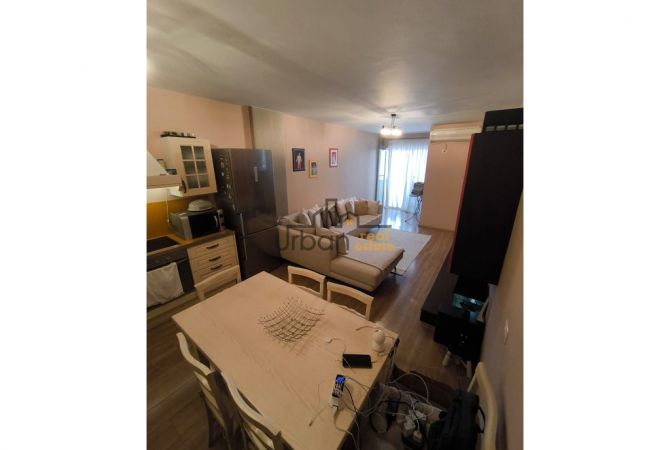 Shtepi ne shitje 2+1 ne Tirane - 210,000 Euro