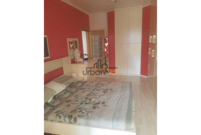 Shtepi ne shitje 2+1 ne Tirane - 180,000 Euro