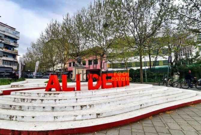Shtepi ne shitje 2+1 ne Tirane - 130,000 Euro