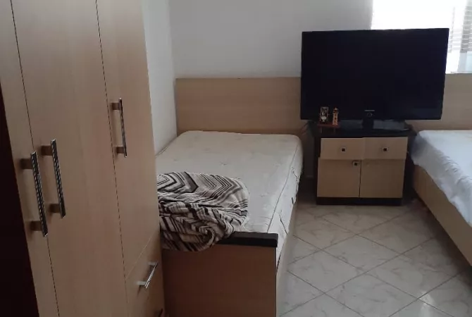 Shtepi me qera 2+1 ne Tirane - 550 Euro