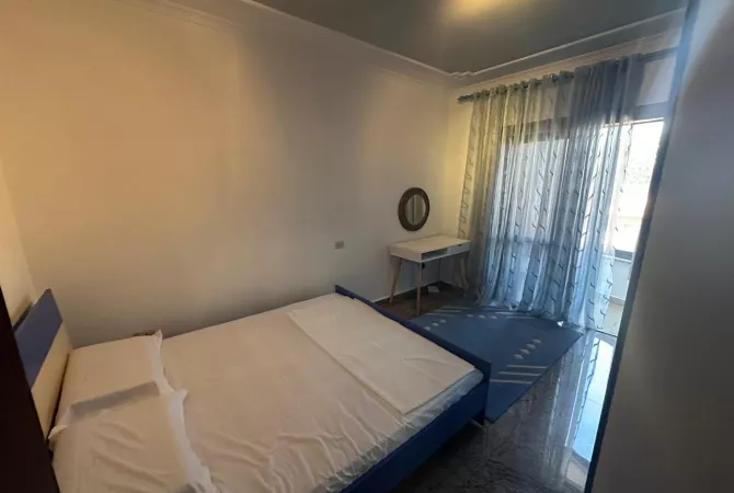 Shtepi me qera 2+1 ne Tirane - 900 Euro