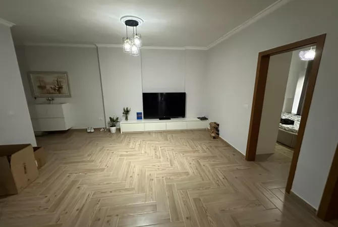 Shtepi me qera 2+1 ne Tirane - 600 Euro