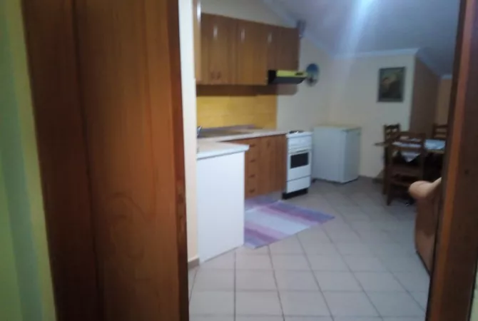 Shtepi me qera 1+1 ne Tirane - 400 Euro