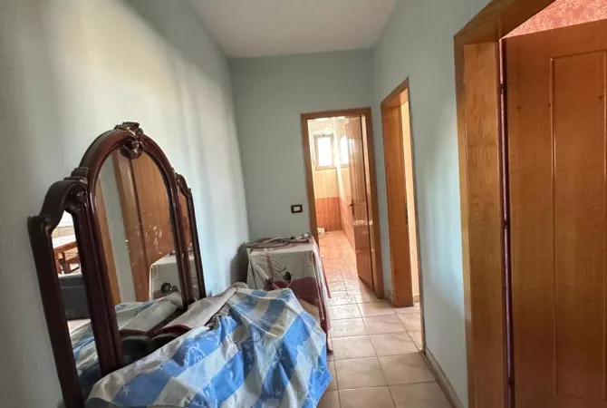 Shtepi ne shitje 2+1 ne Tirane - 90,000 Euro