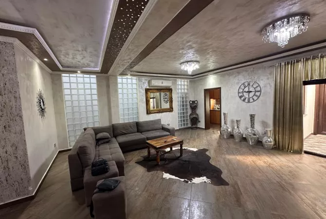Shtepi me qera 3+1 ne Tirane - 1,000 Euro