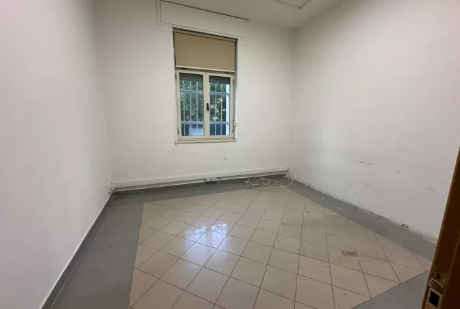 Business Property for Rent 3+1 in Tirana - 6,000 Euro