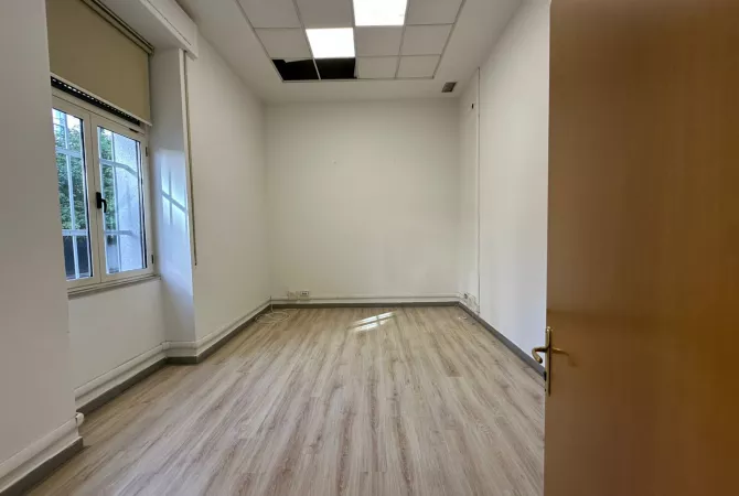 Business Property for Rent 3+1 in Tirana - 6,000 Euro