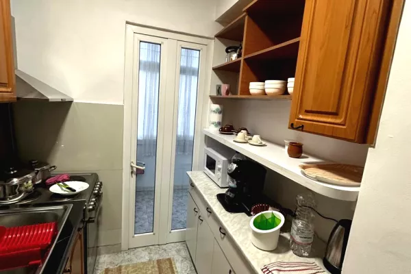 Shtepi me qera 3+1 ne Tirane - 800 Euro