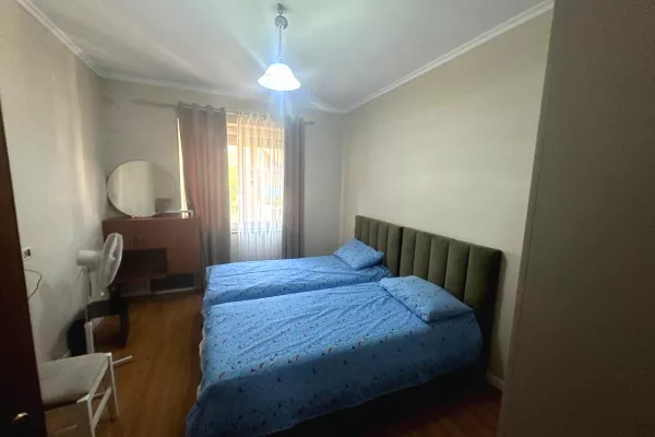 Shtepi me qera 2+1 ne Tirane - 800 Euro