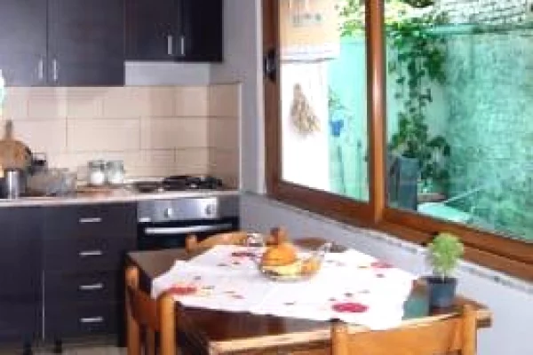 Shtepi ne shitje 2+1 ne Tirane - 130,000 Euro