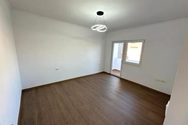 Shtepi ne shitje 2+1 ne Tirane - 149,000 Euro