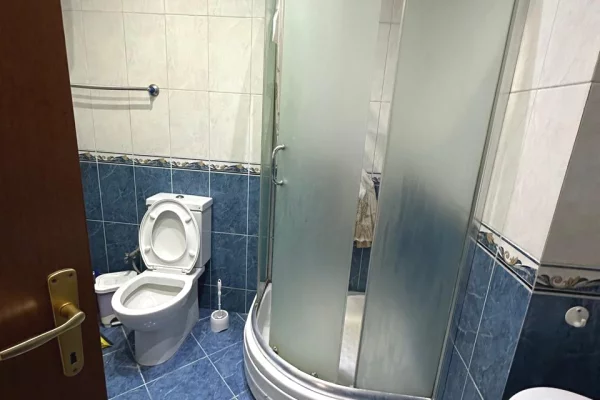 Shtepi me qera 3+1 ne Tirane - 900 Euro