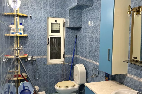Shtepi me qera 2+1 ne Tirane - 600 Euro