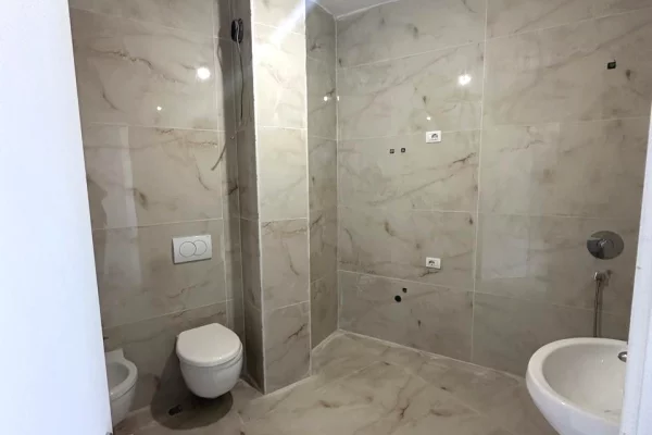 Shtepi ne shitje 2+1 ne Tirane - 295,000 Euro