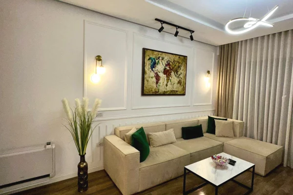 Shtepi ne shitje Apartament ne Tirane, 3+1, Mobilimi E mobiluar, Pagesa 255,000  Euro.