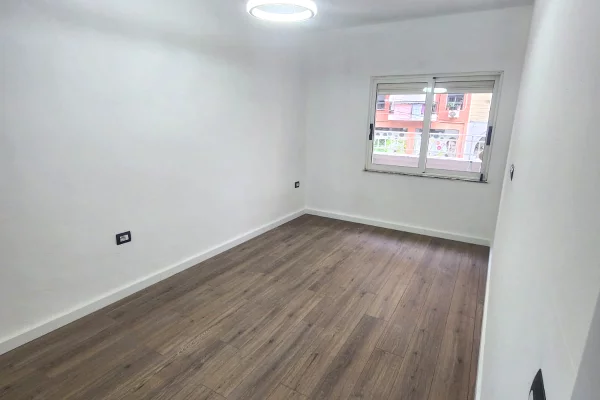 Shtepi ne shitje 1+1 ne Tirane - 190,000 Euro