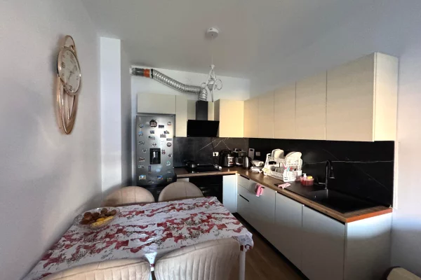 Shtepi ne shitje 2+1 ne Tirane - 160,000 Euro