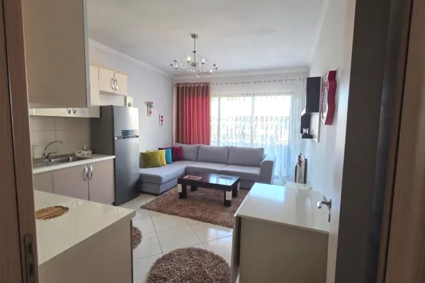 Shtepi me qera 1+1 ne Tirane - 450 Euro