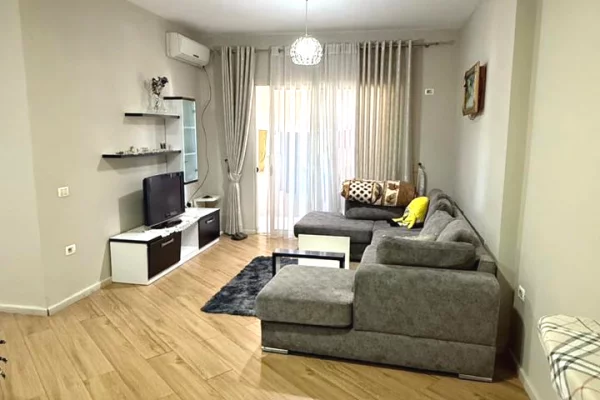 Shtepi ne shitje 2+1 ne Tirane - 125,000 Euro