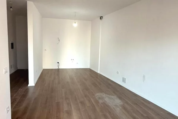 Shtepi me qera 1+1 ne Tirane - 1,000 Euro