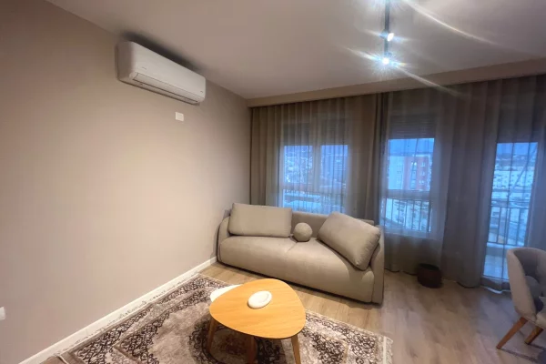 Qera, Apartament 1+1, Materniteti i Ri, Tiranë - 600€ | 68 m²