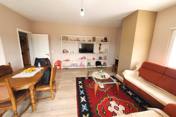 Shitet, Apartament 3+1+2+Verandë, Fresku, Tiranë - 227,000€ | 260 m²