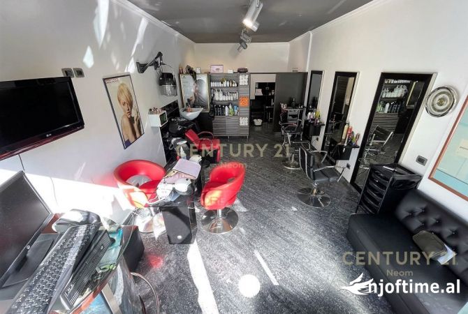 Ambient biznesi ne shitje 1+1 ne Tirane - 210,000 Euro