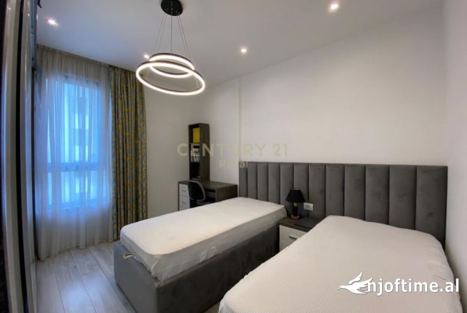 Shtepi ne shitje Apartament ne Tirane, 2+1, Mobilimi E mobiluar, Pagesa 187,000  Euro.
